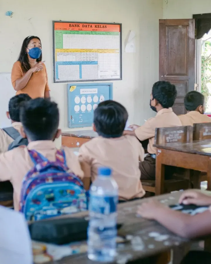 Sinh viên học tiếng Anh tại Võ Văn Mỹ